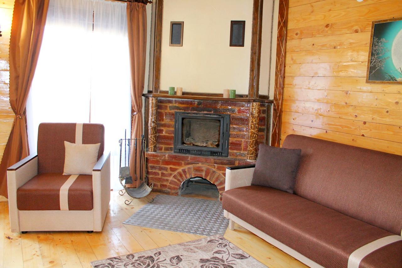 Szlachta Cottage بوكوفِل المظهر الخارجي الصورة