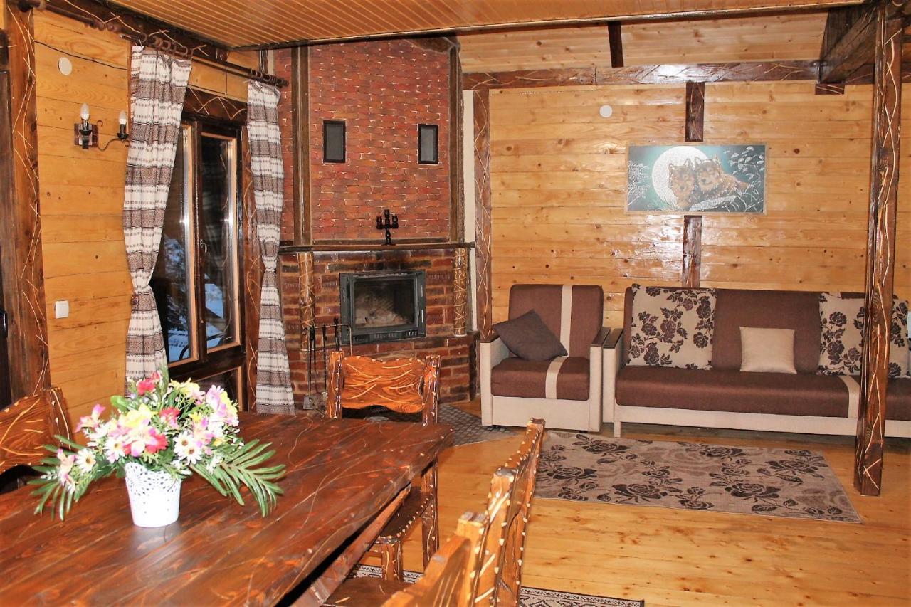 Szlachta Cottage بوكوفِل المظهر الخارجي الصورة